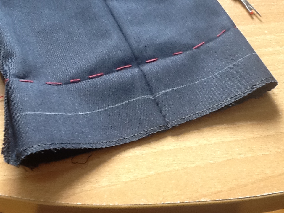 Orlo semplice su jeans/tessuto